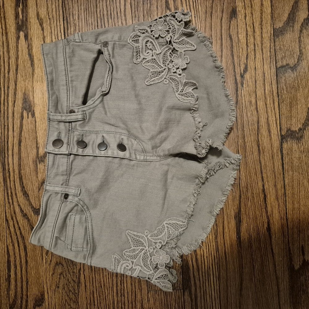 Women's Gray Lace Trim Shorts